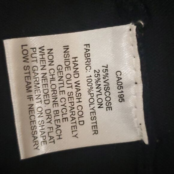 ❤ Picadilly Canada Black Two Tone Zip Up Sweater - Picture 5 of 9